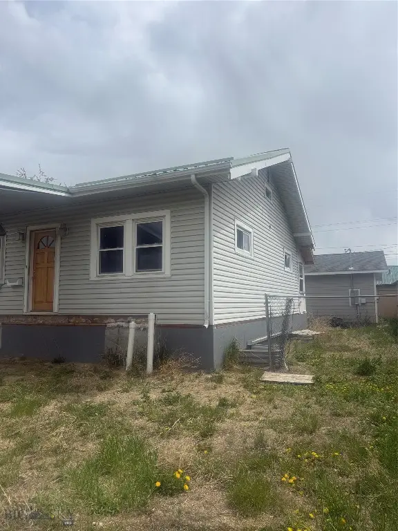 1928 Aberdeen, Butte, MT 59701 - #2