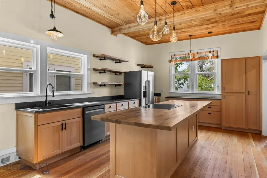 108 S 3rd Street, Livingston, MT 59047 - #3