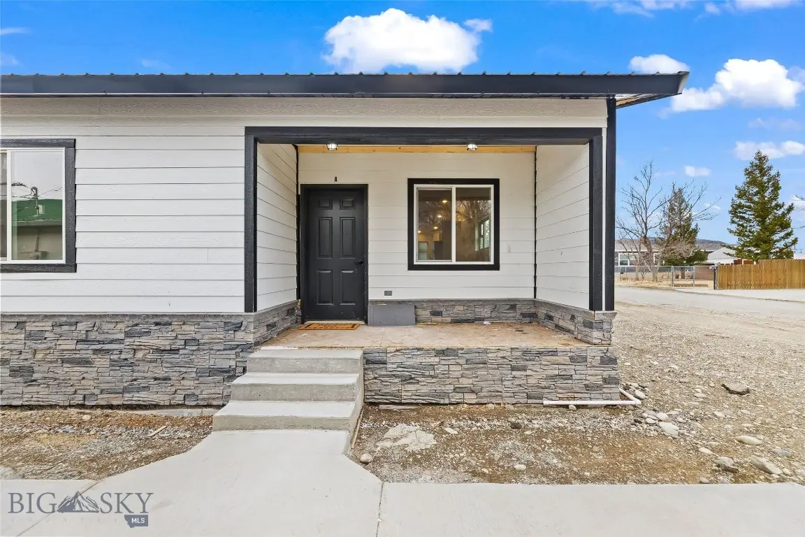 524 N M Street #C, Livingston, MT 59047 - #1
