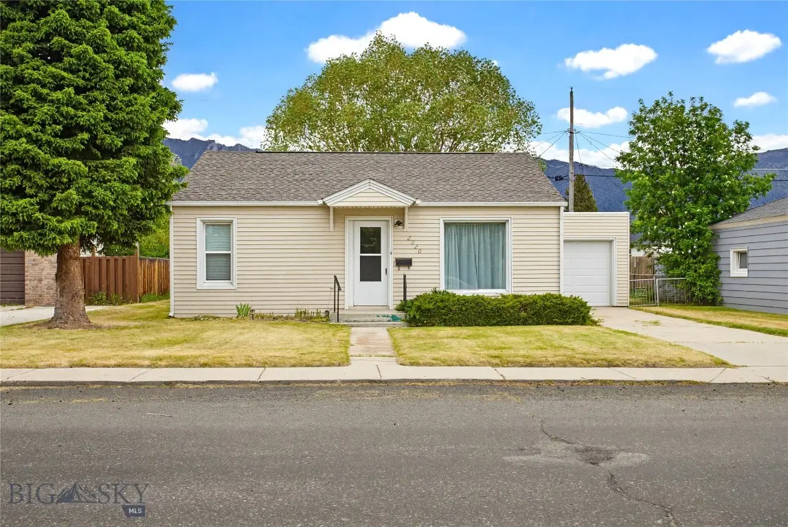 2020 Massachusetts, Butte, MT 59701 - #1