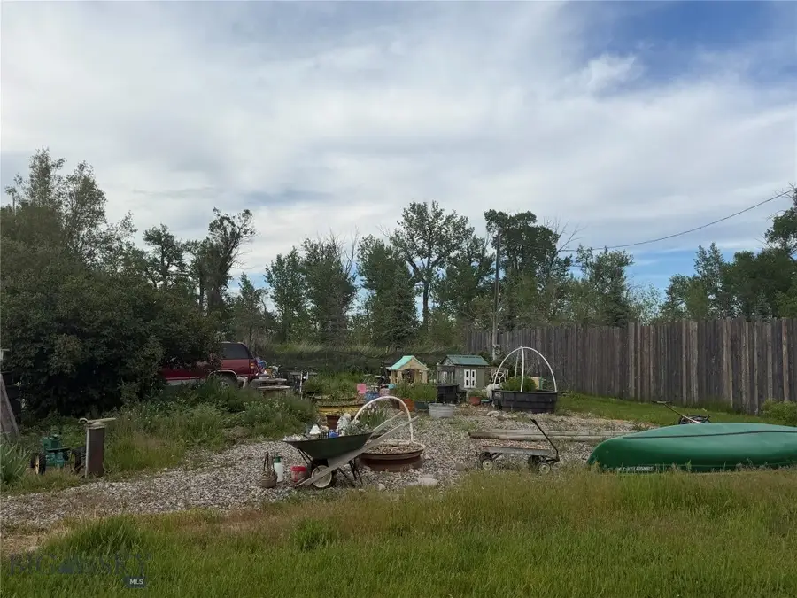 354 Ole Depot, Gallatin Gateway, MT 59730 - #2