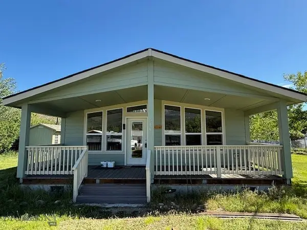 216 Pintlar Street, Anaconda, MT 59711