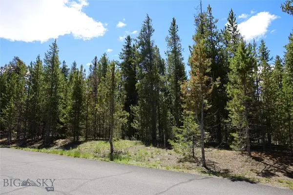 616 Apollinaris Avenue, West Yellowstone, MT 59758