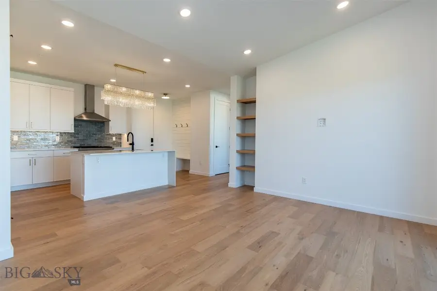 4204 Ravalli #203, Bozeman, MT 59718 - #2