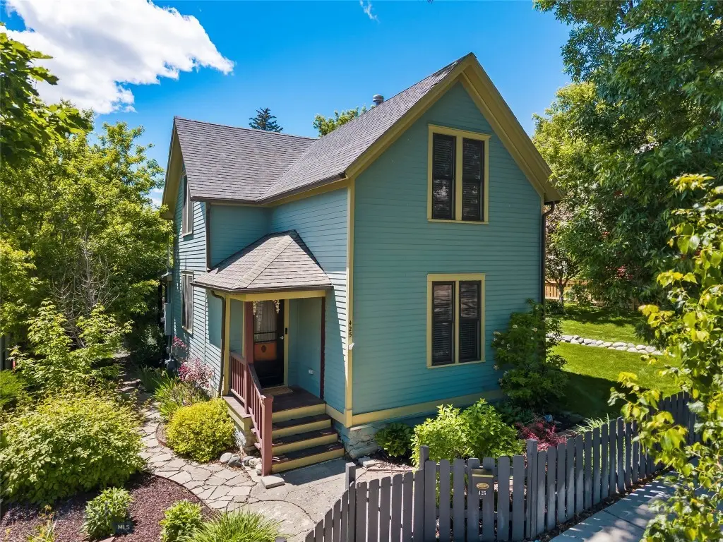 425 N B Street, Livingston, MT 59047 - #1