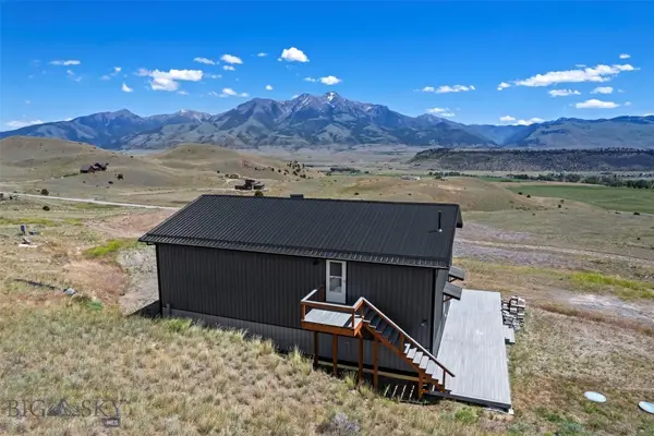 52 Arcturus Drive, Emigrant, MT 59027