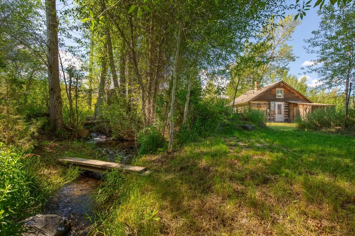 419 E Wallace Street E, Virginia City, MT 59755 - #1
