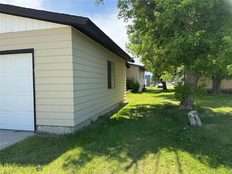 915 E 2nd, Big Timber, MT 59011 - #3