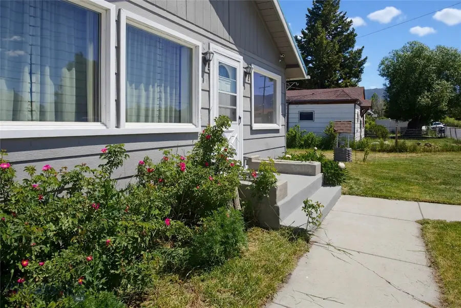 817 Evans, Butte, MT 59701 - #2