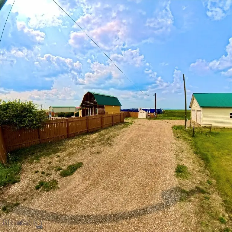 320 & 324 Oak Street, Sweet Grass, MT 59484 - #3