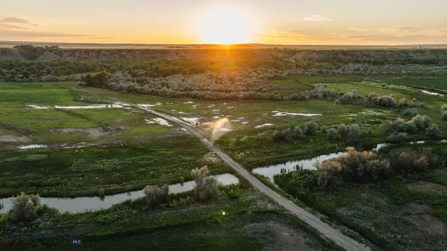 762 Carl Lind Road, Fort Smith, MT 59035 - #3
