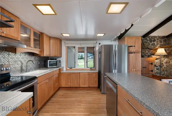403 4th Avenue Ne, White Sulphur Springs, MT 59645