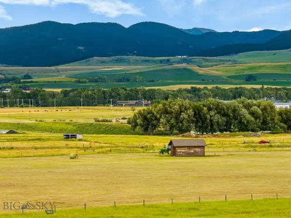 1687 Cottontail Road, Gallatin Gateway, MT 59730