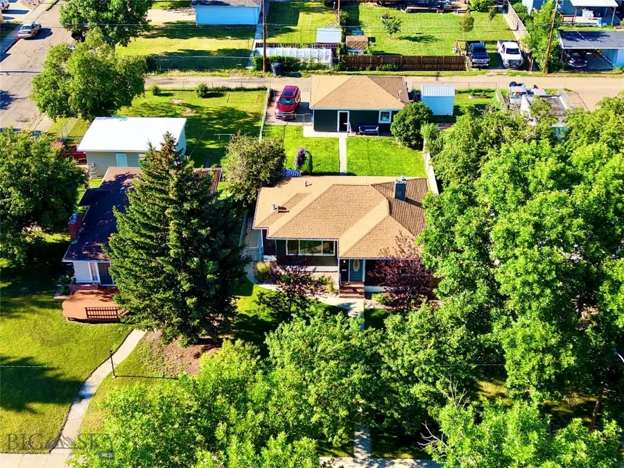 2805 6th Avenue N, Great Falls, MT 59401 - #2