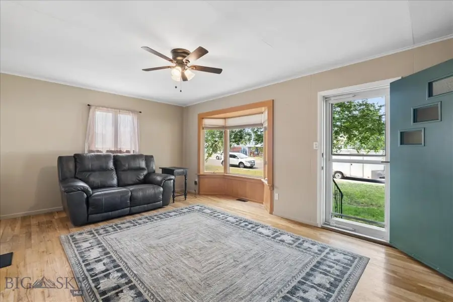 1503 15th Street S, Great Falls, MT 59405 - #2