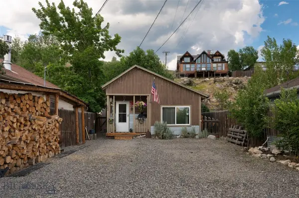 202 5th Street W, Gardiner, MT 59030