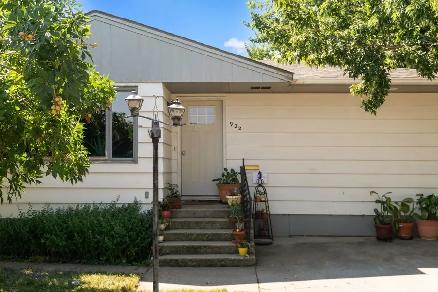 922 W Beall Street, Bozeman, MT 59715 - #3