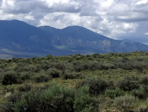 30 Cumberland Road, Clark, WY 82435