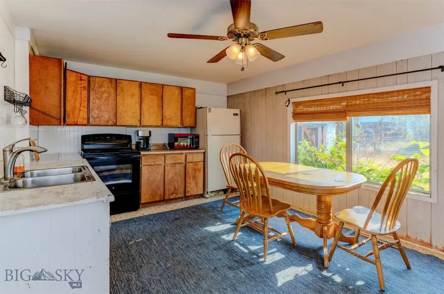 110 3rd Street W, Clyde Park, MT 59018 - #3