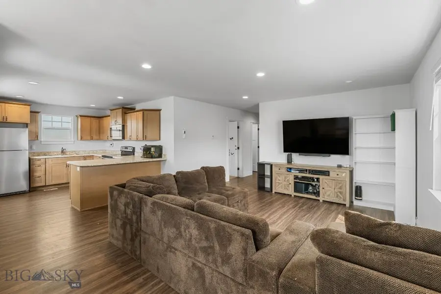 255 Johnson Avenue, Dillon, MT 59725 - #3