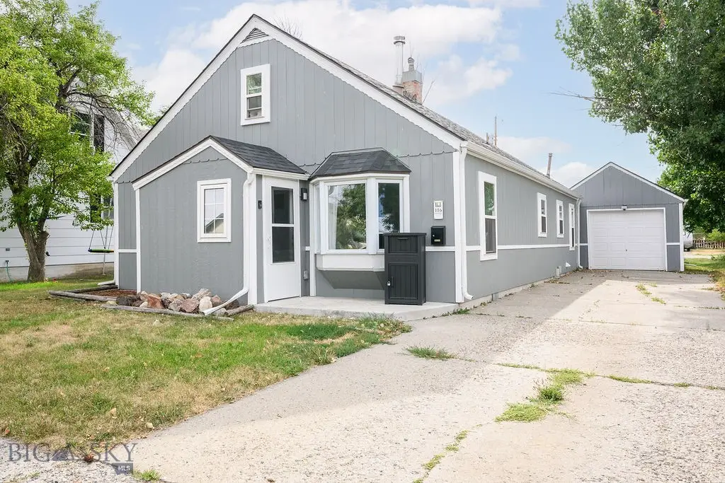 116 N Crawford Avenue, Hardin, MT 59034 - #1