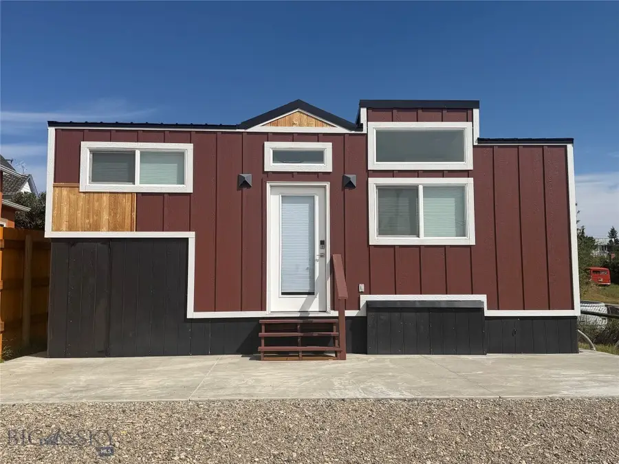 306 E Larime Street, White Sulphur Springs, MT 59645 - #2
