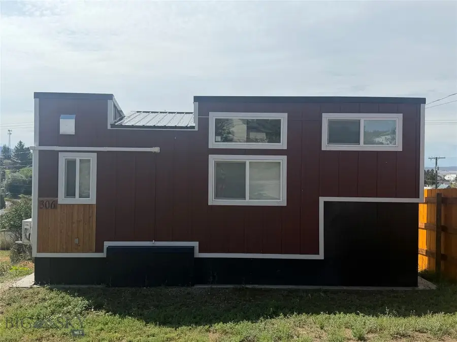 306 E Larime Street, White Sulphur Springs, MT 59645 - #3