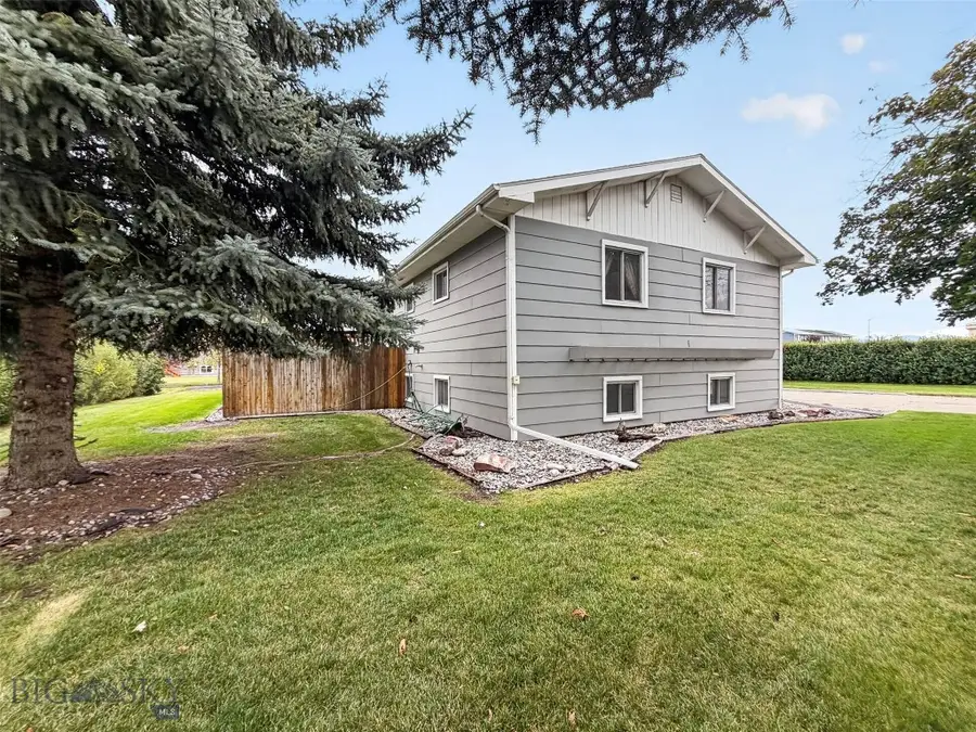 906 Nevada, Belgrade, MT 59714 - #2
