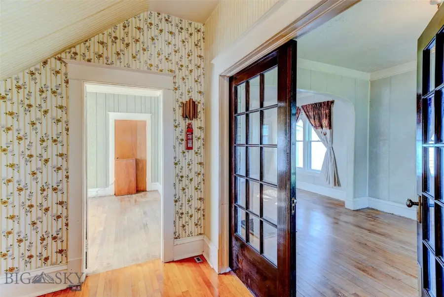 114 S 5th Street, Livingston, MT 59047 - #2