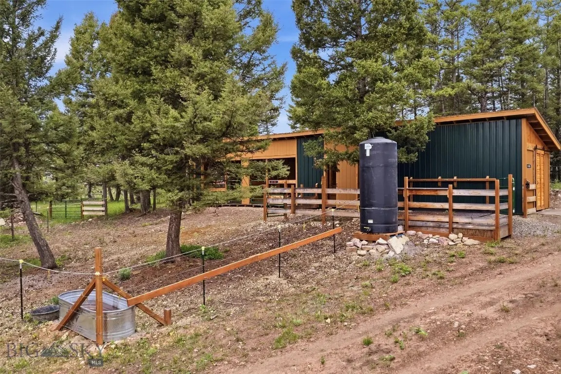 35465 Lessnau Lane, Clinton, MT 59825 - #1