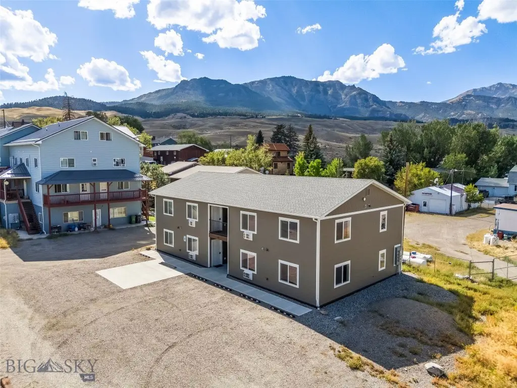 307 Spring Street, Gardiner, MT 59030 - #1