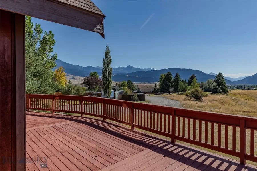 418 W Summit Street, Livingston, MT 59047 - #3