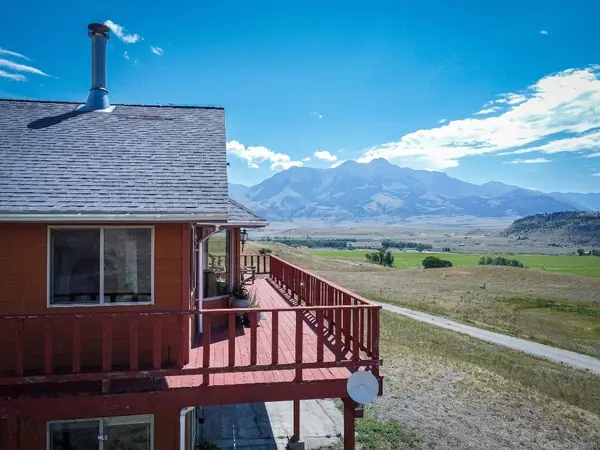 19 Aquila Lane, Emigrant, MT 59027