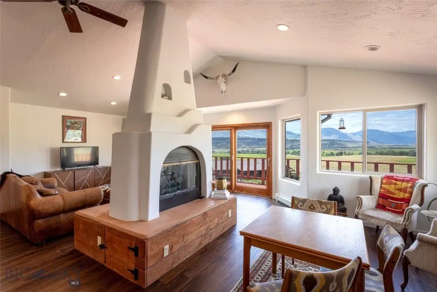 19 Aquila Lane, Emigrant, MT 59027 - #2