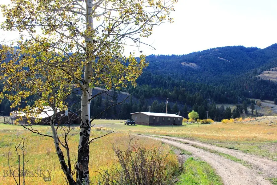 593 Cinnabar Creek W, Gardiner, MT 59030 - #2