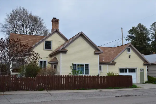 733 4th Avenue W, Columbia Falls, MT 59912