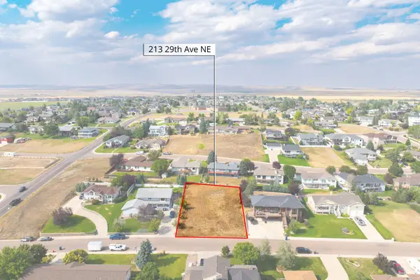 213 29th Avenue Ne, Great Falls, MT 59404