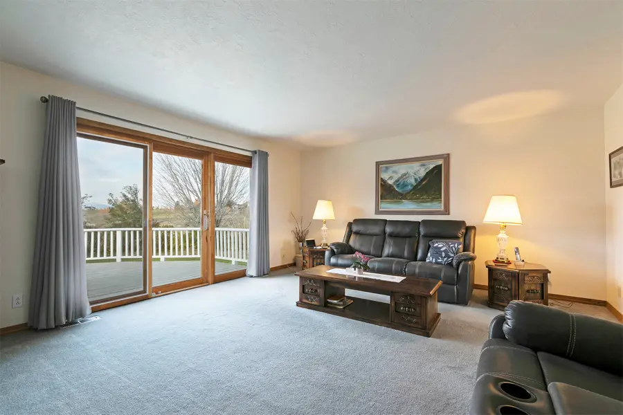 632 Mihara Lane, Corvallis, MT 59828 - Image #3