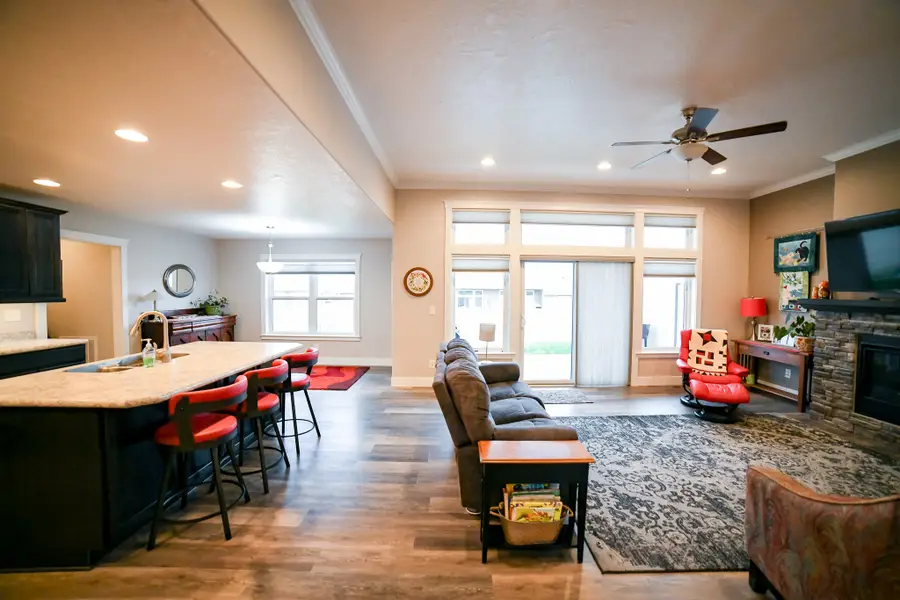 117 41st Avenue Ne, Great Falls, MT 59404 - Image #2