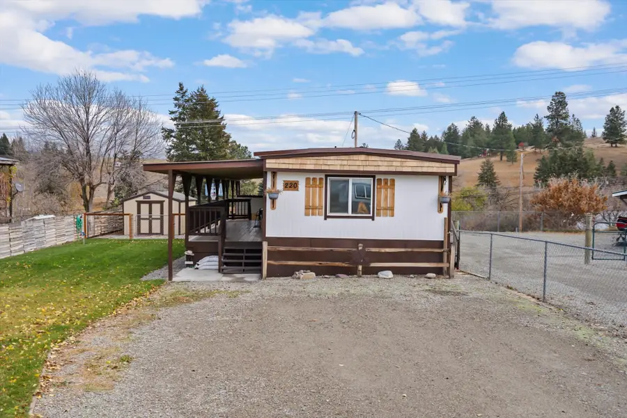 220 6th Avenue E, Eureka, MT 59917 - Image #2