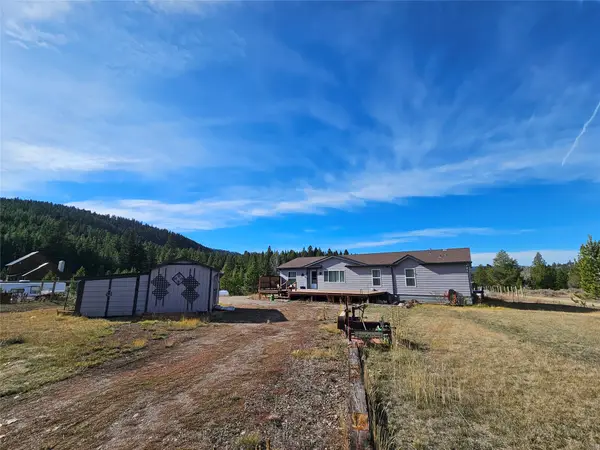 8475 Thunder Road, Lincoln, MT 59639