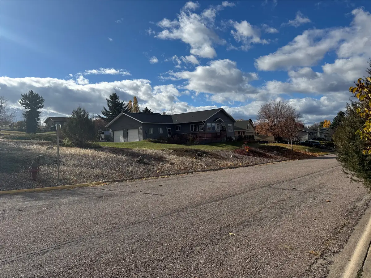 303 21st Avenue W, Polson, MT 59860 - Image #1