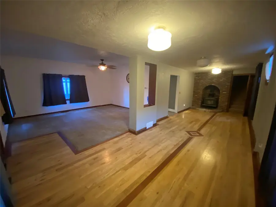 1022 4th Avenue S, Great Falls, MT 59405 - Image #2