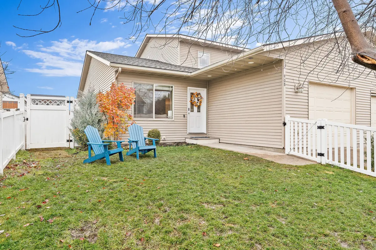 908 Ashley Drive, Kalispell, MT 59901 - Image #1