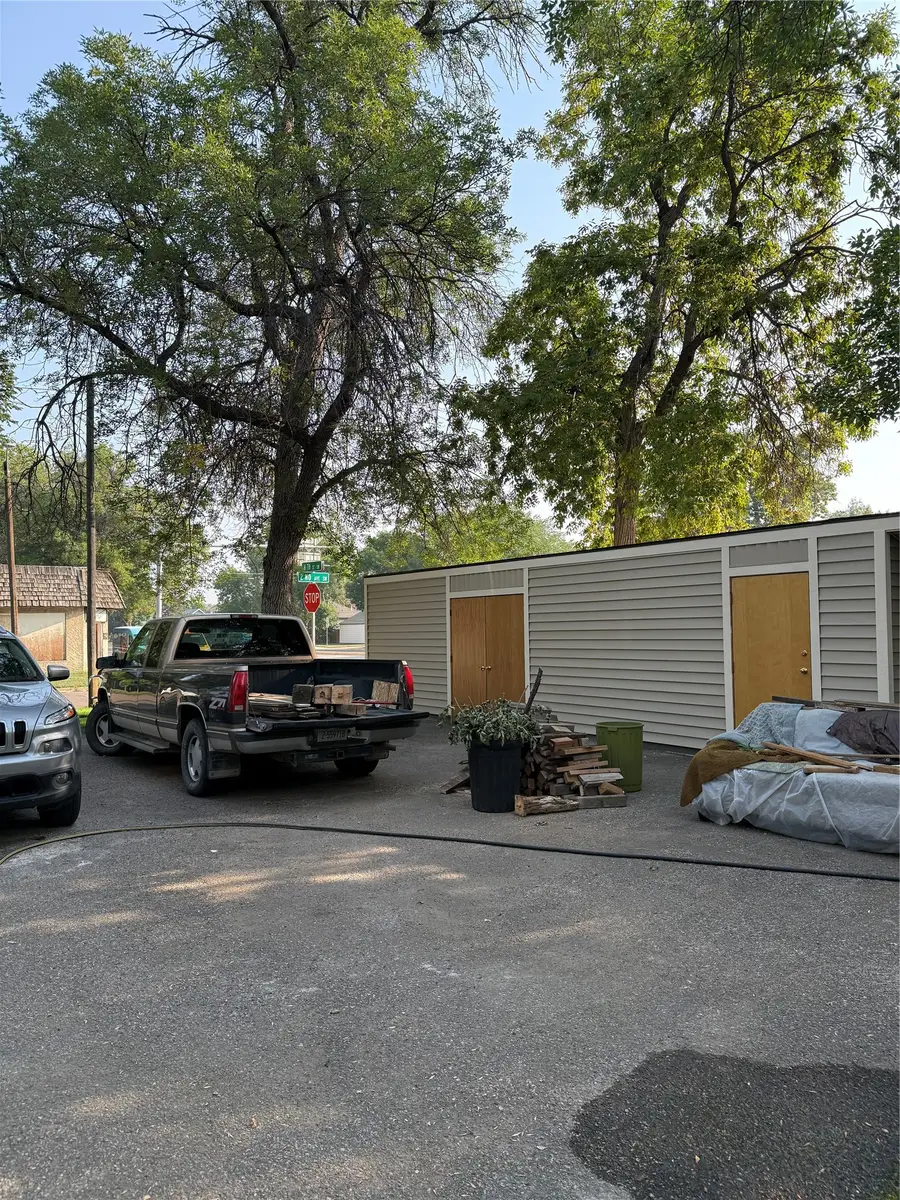 204 6th Street Sw, Great Falls, MT 59404 - Image #2