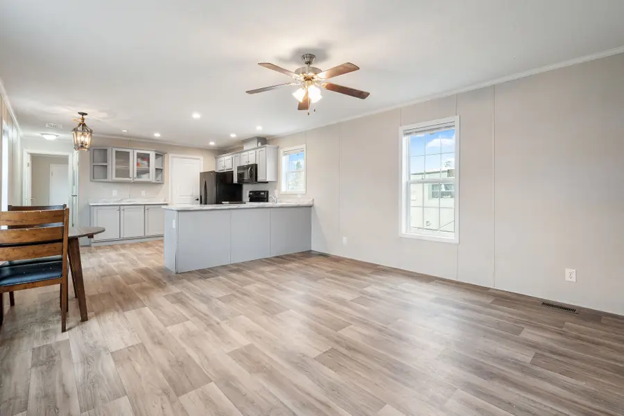 169 Lower Valley Road #6, Kalispell, MT 59901 - Image #2