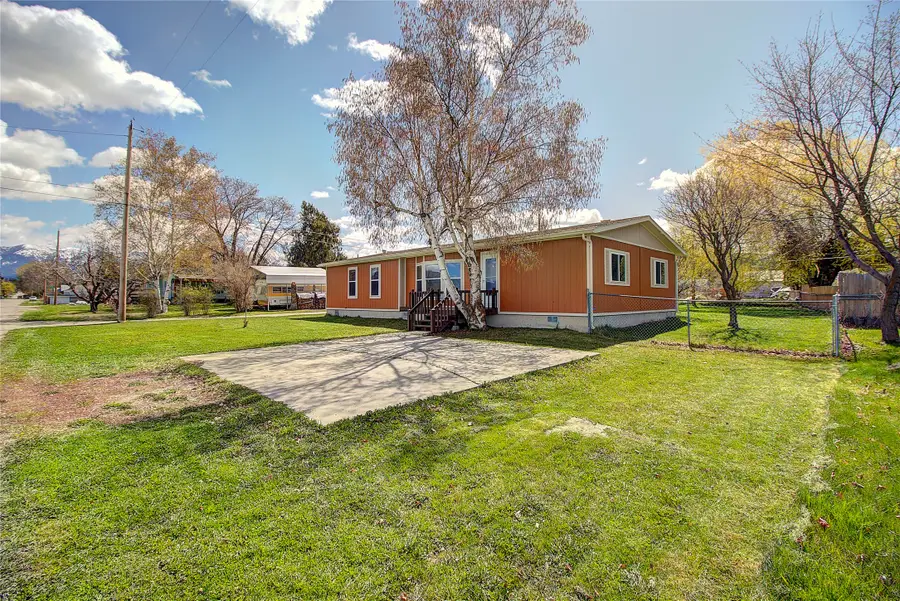 304 11th Avenue E, Polson, MT 59860 - Image #2