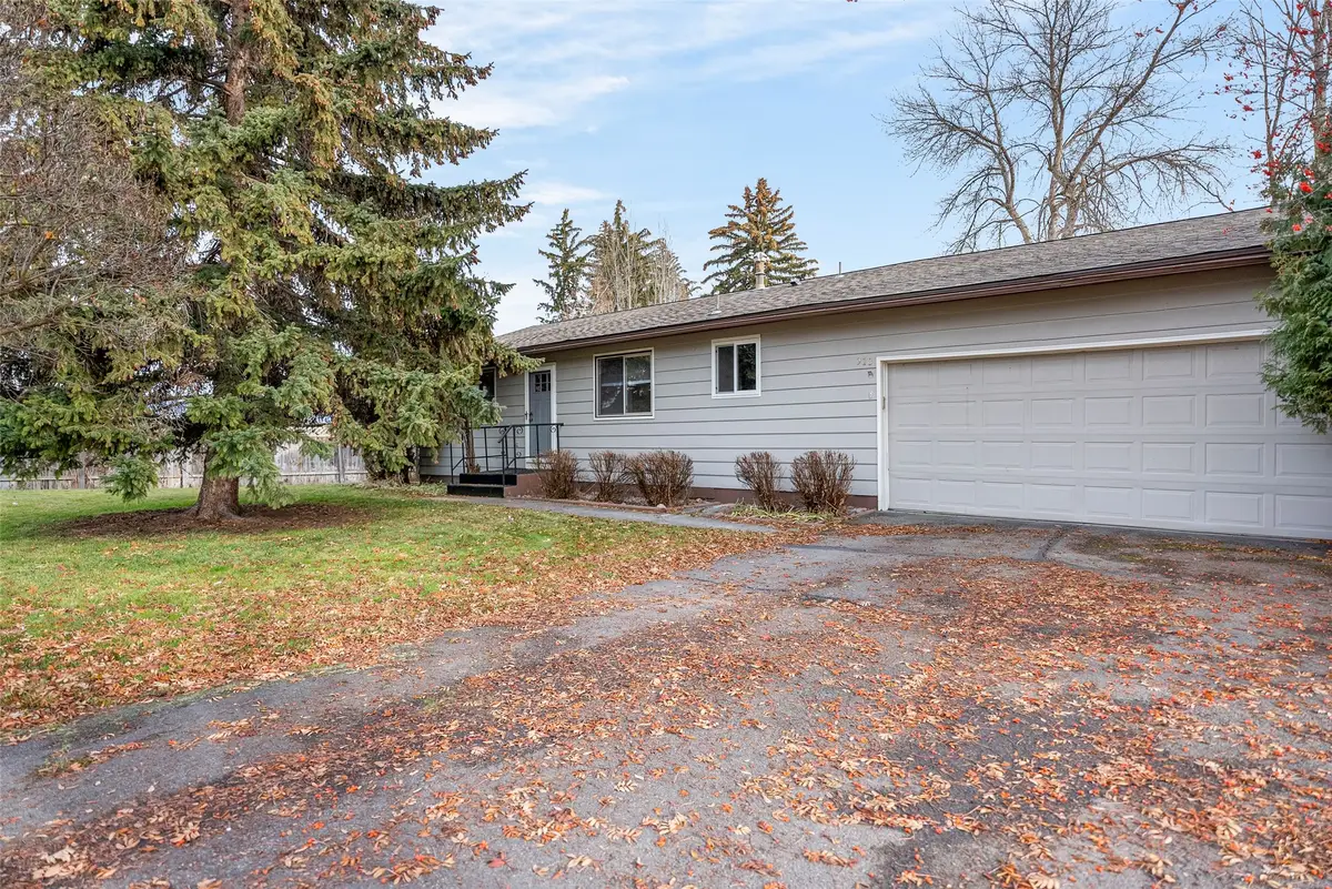 910 Como Drive, Missoula, MT 59804 - Image #1