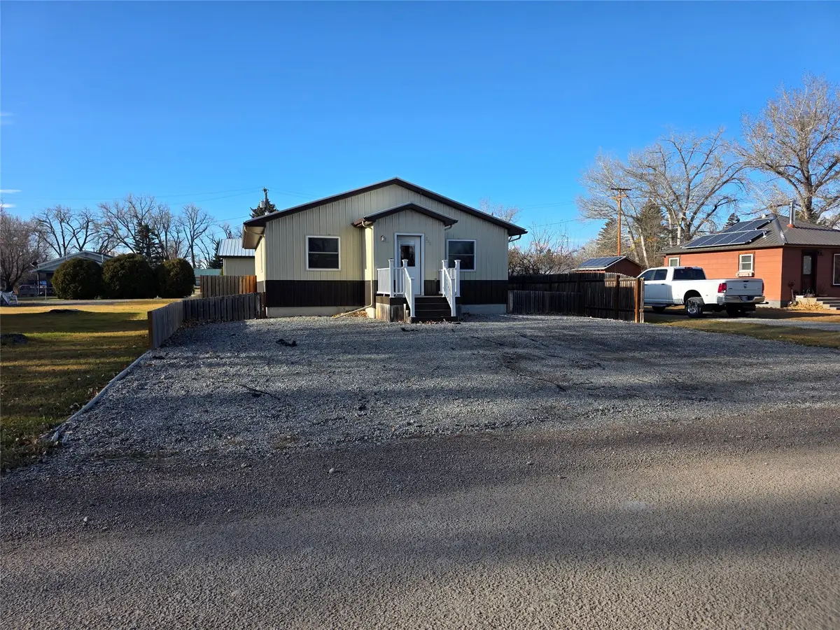 222 6th Avenue Ne, Choteau, MT 59422 - Image #1