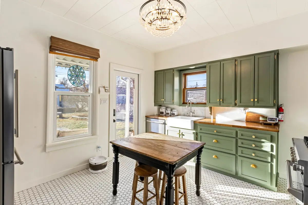 720 6th Avenue N, Great Falls, MT 59401 - Image #1